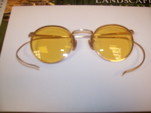 Glasses2-vi.jpg